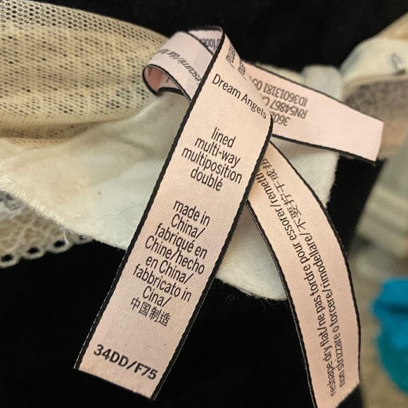 Elegant Cream Lace Bralette - Picture 12 of 13